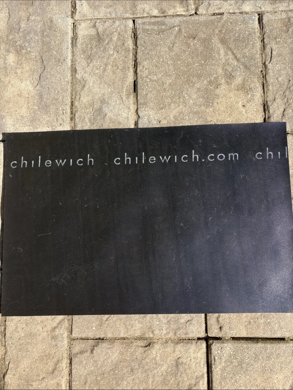 Chilewich Heathered Shag Floor Bath Shower Door Mat in Cornflower Blue